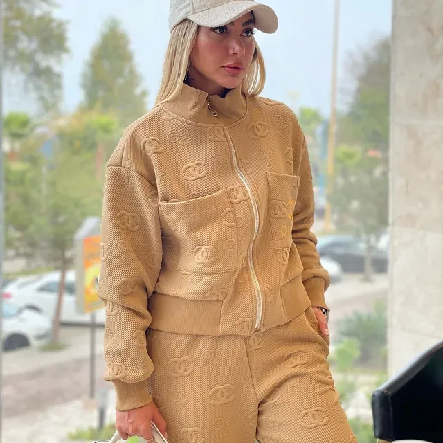 Ch*nl new Fashion Tracksuits for Women #A45364 1